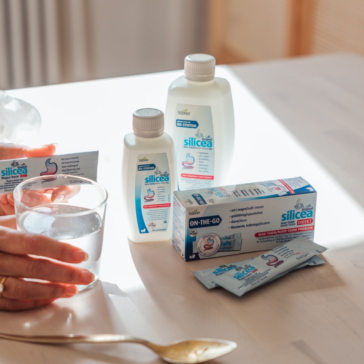 Silicea Mag-Tarm gel och DIREKT tillsammans på ett bord